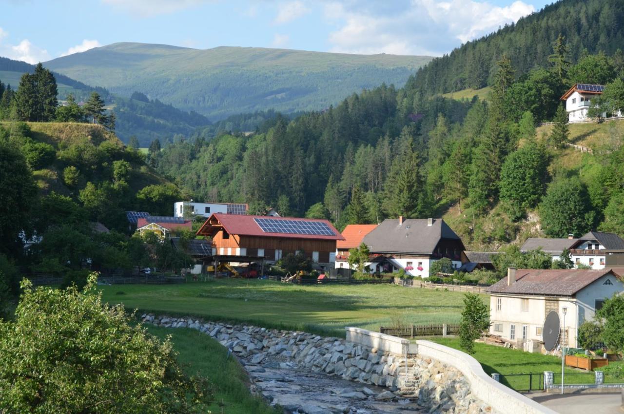 Gasthof Oberer Braeuer Oberwoelz Stadt Eksteriør bilde